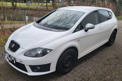 Seat Leon 128.000 km 7.500 &euro; Massenbachhausen 74252