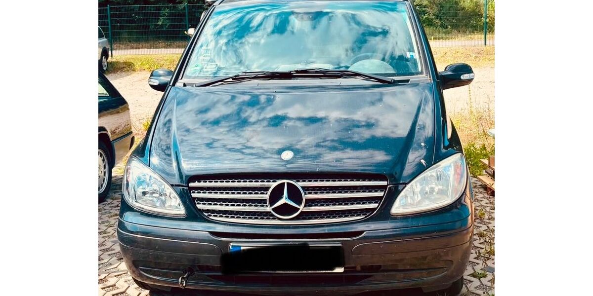 Mercedes-Benz Viano 312.000 km 6.749 &euro; Born a. D. 18375