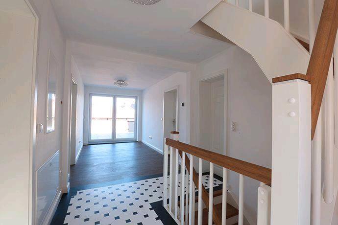 Einfamilienhaus Grammetal - 7 Zimmer, 300 m&sup2;, 2.900&euro; | Angebot:26067183