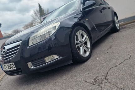 Opel Insignia 174.000 km 5.600 &euro; Dortmund 44266