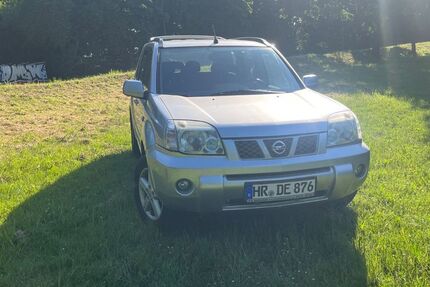Nissan X-Trail 225.000 km 700 &euro; Edermünde 34295