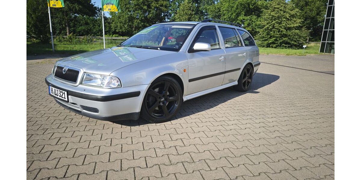 Skoda Octavia 243.587 km 4.400 &euro; Hannover 30419