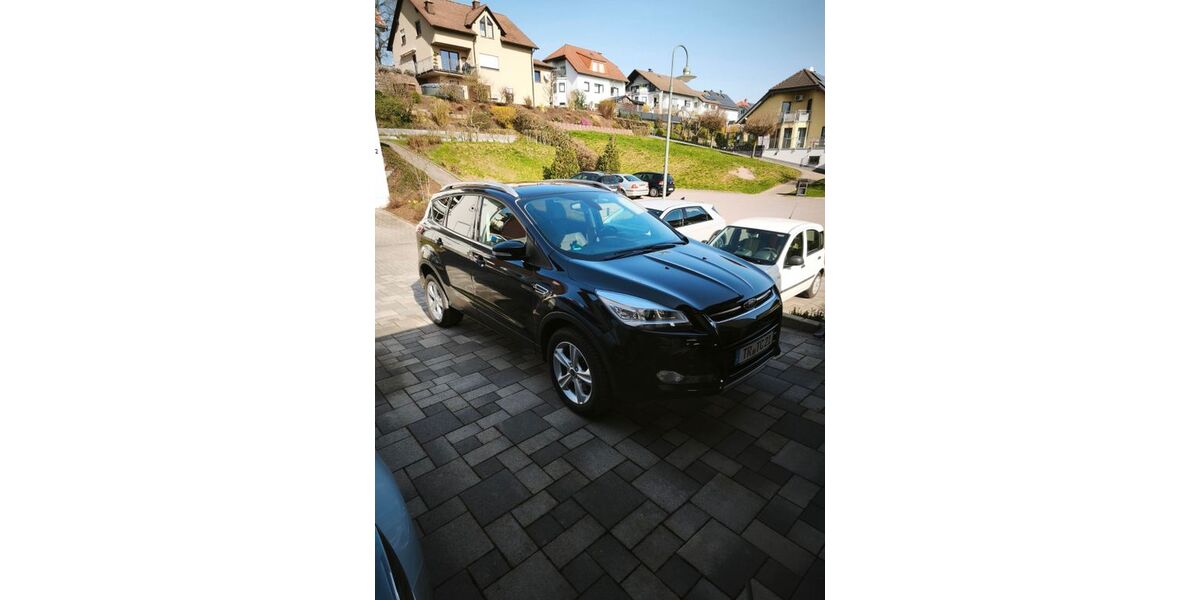 Ford Kuga 117.500 km 9.200 &euro; Pellingen 54331
