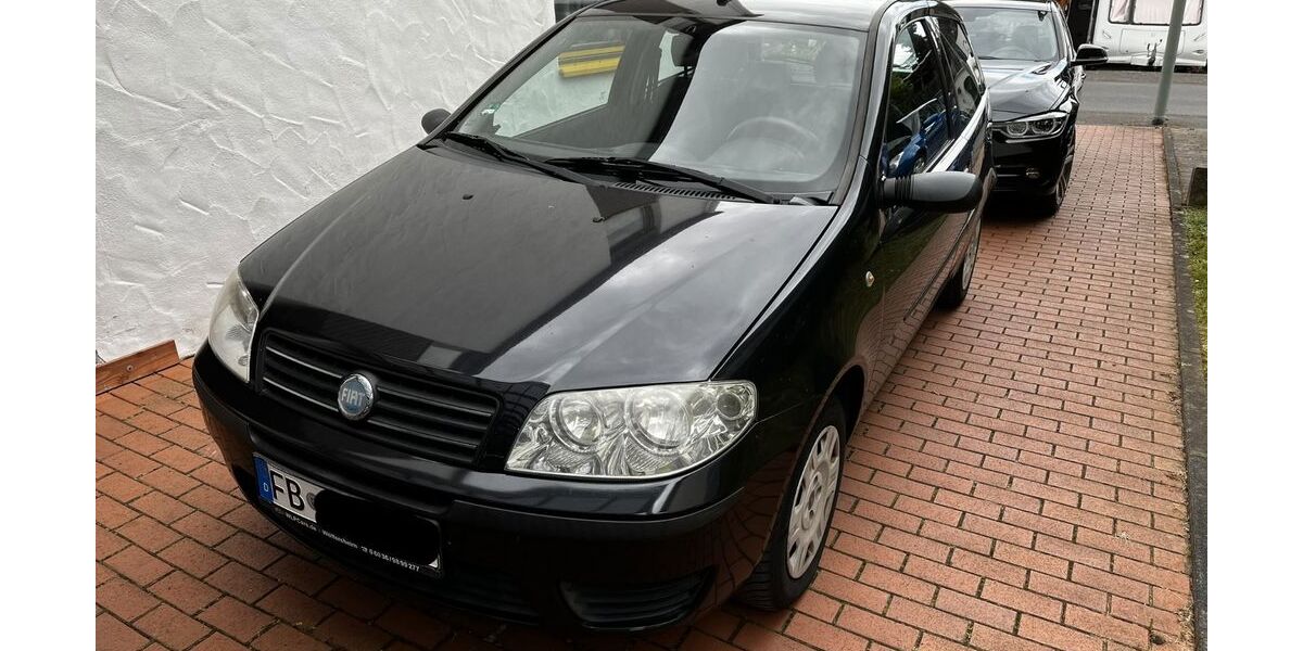 Fiat Punto 196.000 km 1.100 &euro; Butzbach 35510