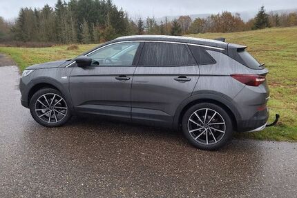 Opel Grandland (X) 84.000 km 17.400 € Ettringen 56729