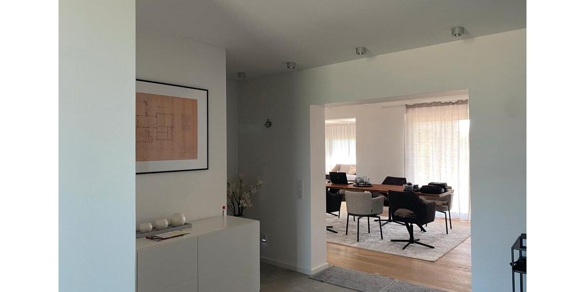 Bungalow Bad Segeberg - 5 Zimmer, 170 m&sup2;, 2.275&euro; | Angebot:26593936