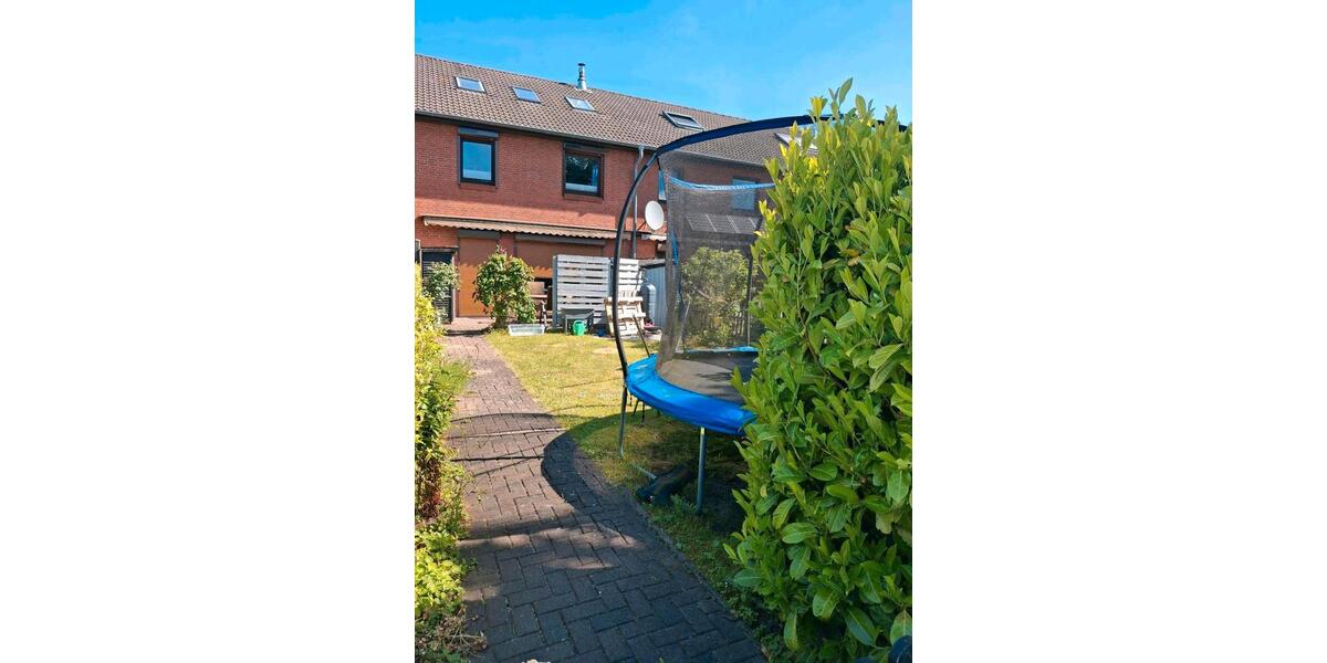 Reihenhaus Büdelsdorf - 5 Zimmer, 135 m&sup2;, 298.000&euro; | Angebot:26750523