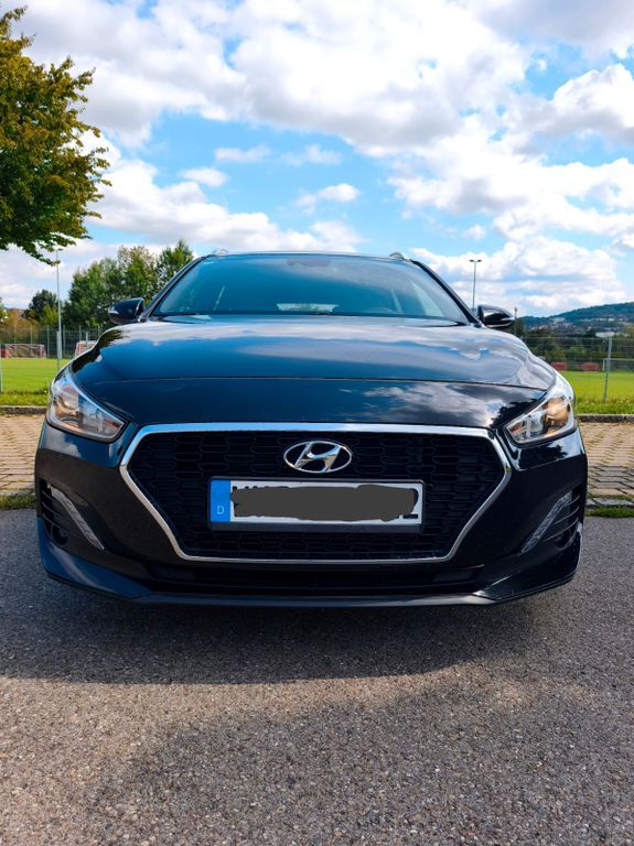 i30