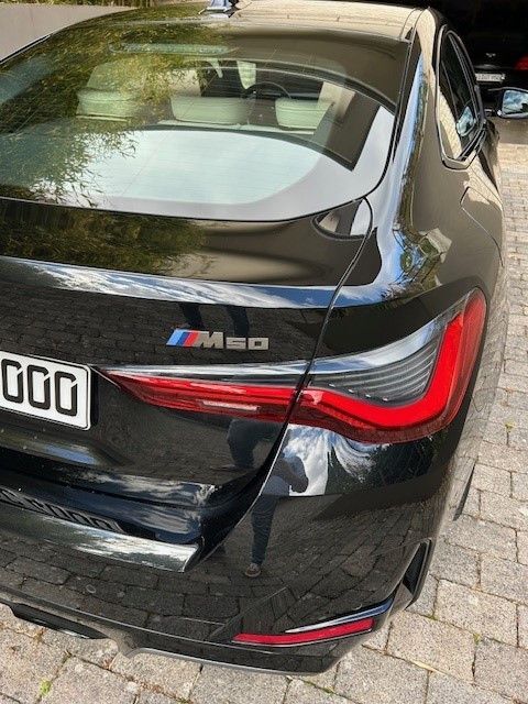 BMW i4 11.900 km 57.900 € Mainz-Kastel 55252
