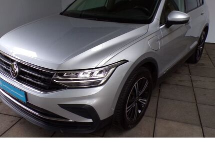 VW Tiguan 35.975 km 29.970 &euro; Lennestadt 57368