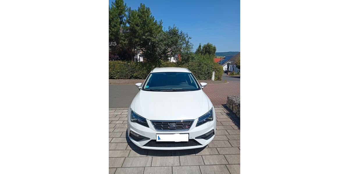 Seat Leon 88.900 km 15.990 &euro; Budingen 63654