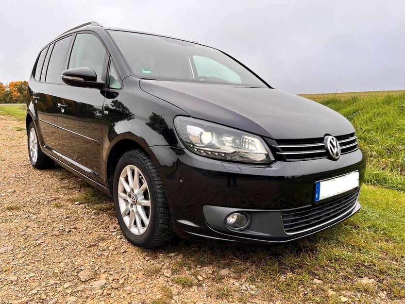 VW Touran 195.000 km 9.600 € Aach 54298