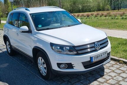 VW Tiguan 179.000 km 9.700 &euro; Unterhaching 82008