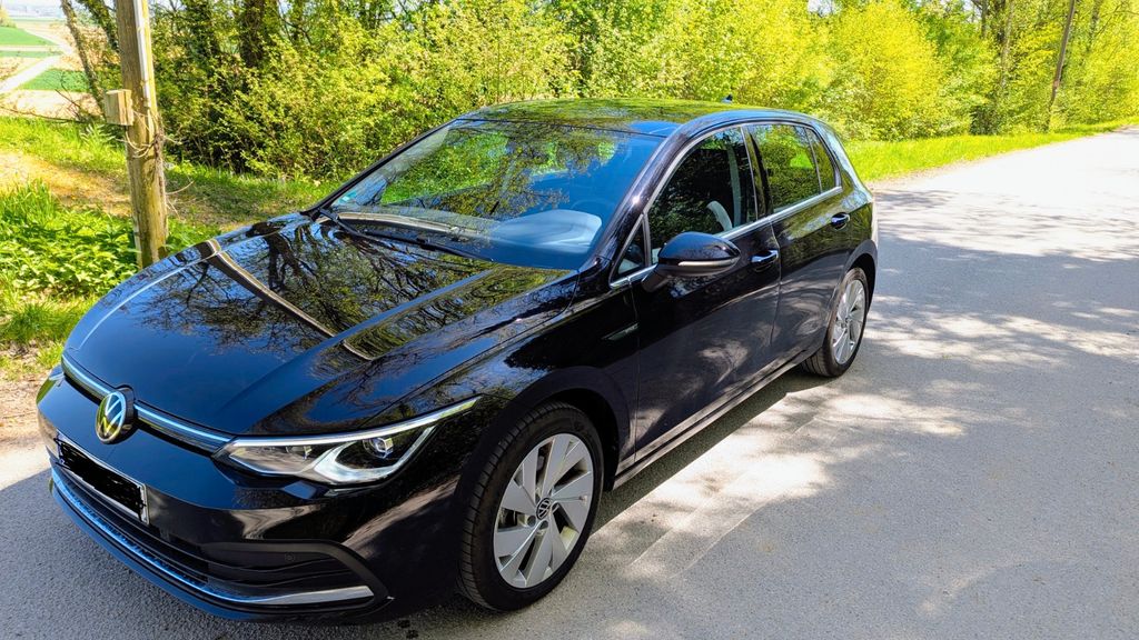 VW Golf 59.800 km 23.750 &euro; Ergolding 84030