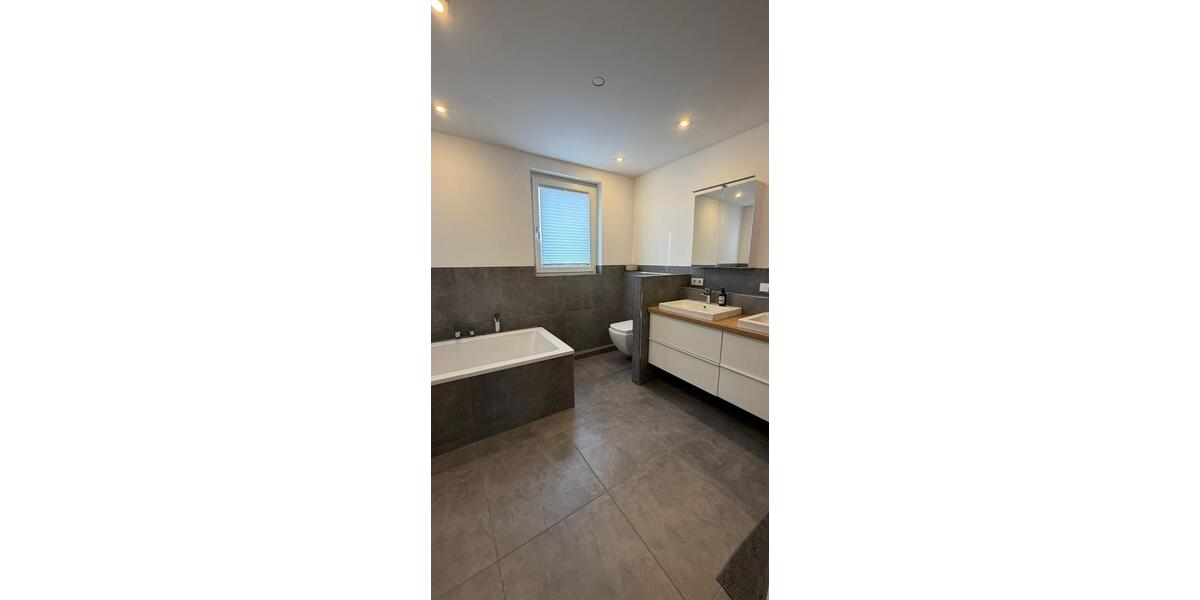 Einfamilienhaus Bruchsal - 5 Zimmer, 188 m&sup2;, 850.000&euro; | Angebot:24848913