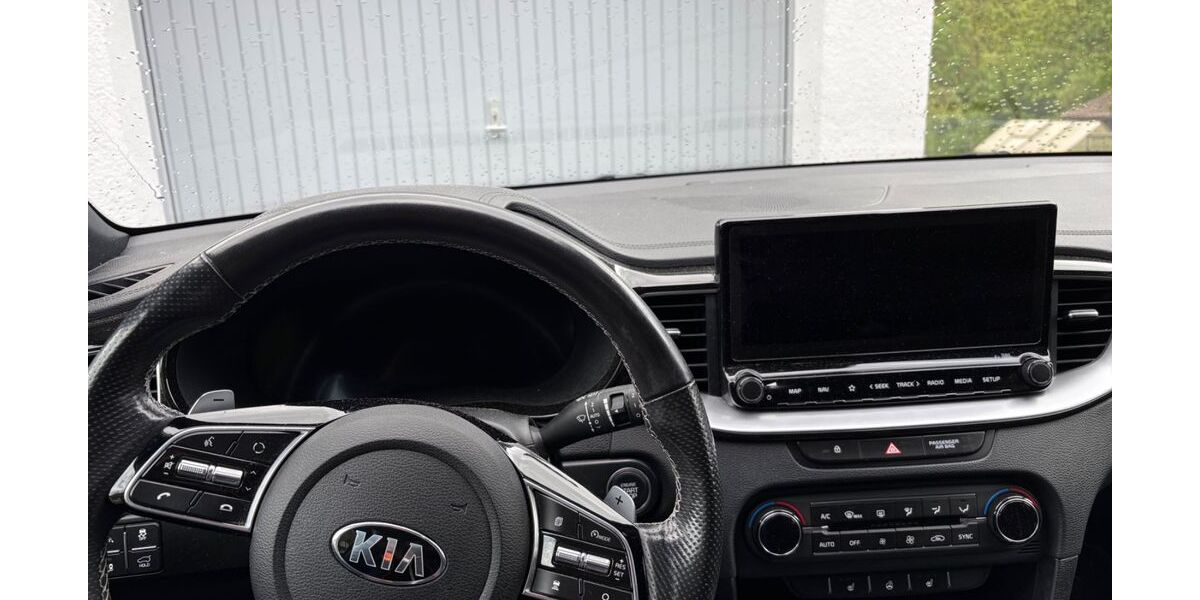 Kia pro ceed / ProCeed 130.000 km 14.200 &euro; Epfendorf 78736