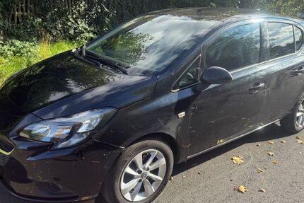 Opel Corsa 136.000 km 2.900 € Kassel 34121