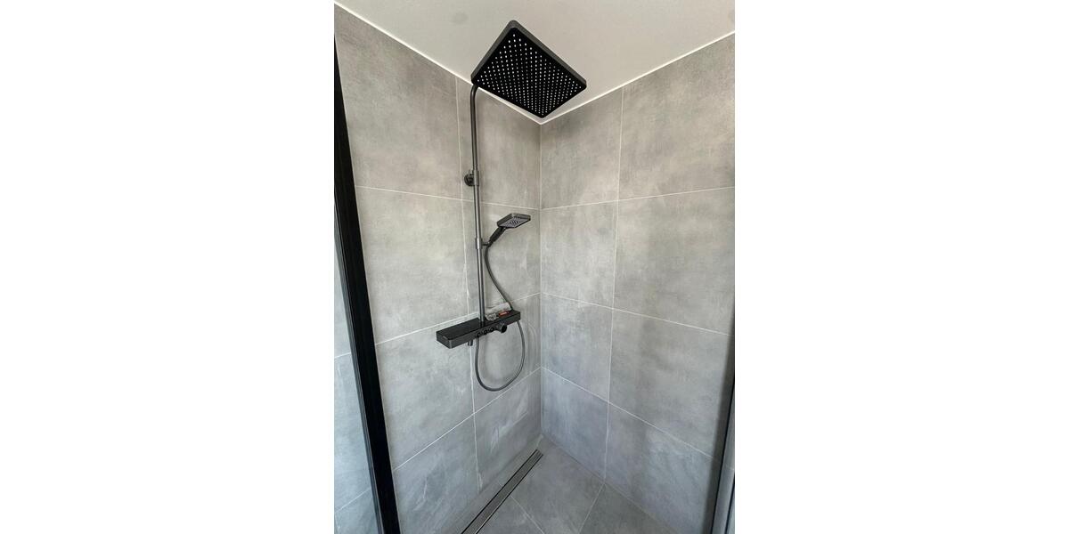 Erstbezug nach Sanierung: Moderne 3-Zi.-Wohnung mit Garten 3 zimmer