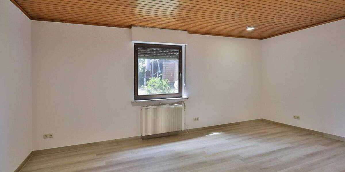 Einfamilienhaus Leinfelden-Echterdingen Echterdingen - 8 Zimmer, 235 m&sup2;, 850.000&euro; | Angebot:24990362