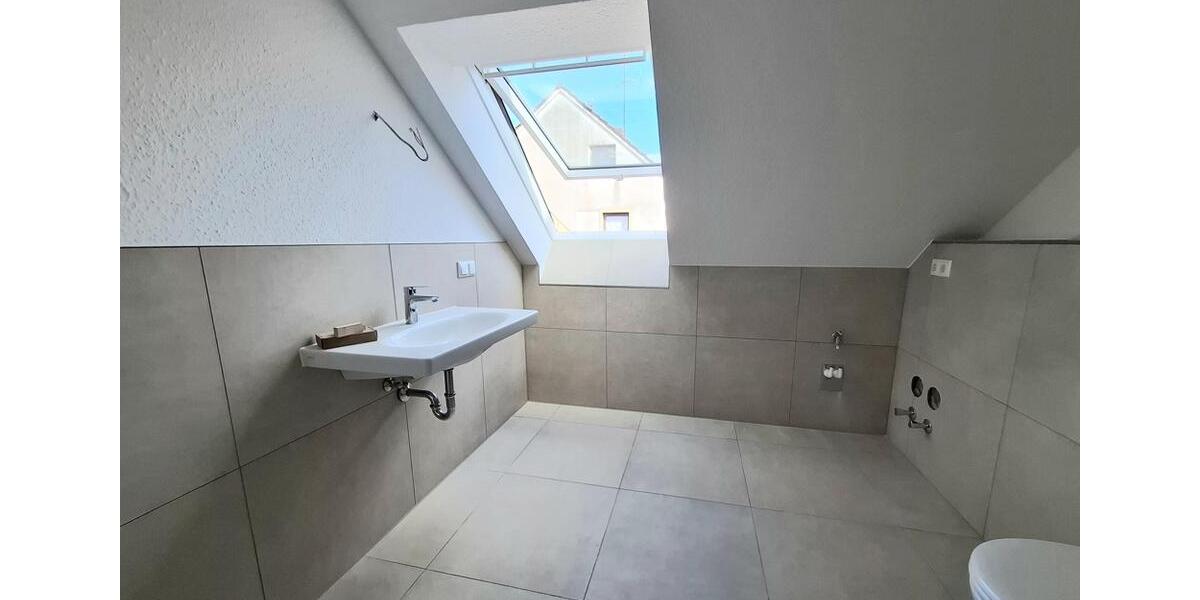 Etagenwohnung Kuhardt - 3 Zimmer, 65 m&sup2;, 416&euro; | Angebot:26095067