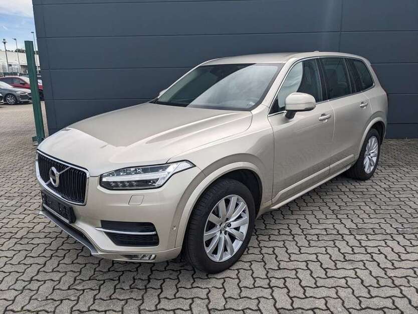 Volvo XC90 332.290 km 15.680 € Hoyerswerda 02977