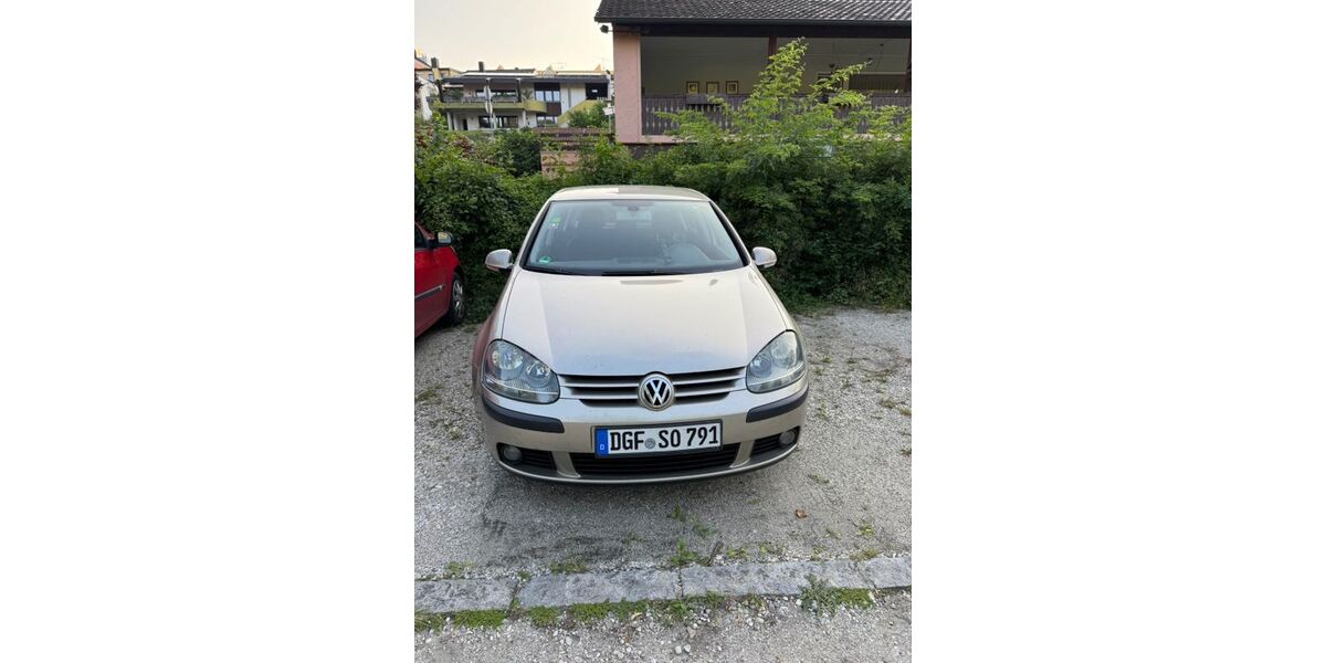 VW Golf 245.000 km 650 &euro; Landau an der isar 94405