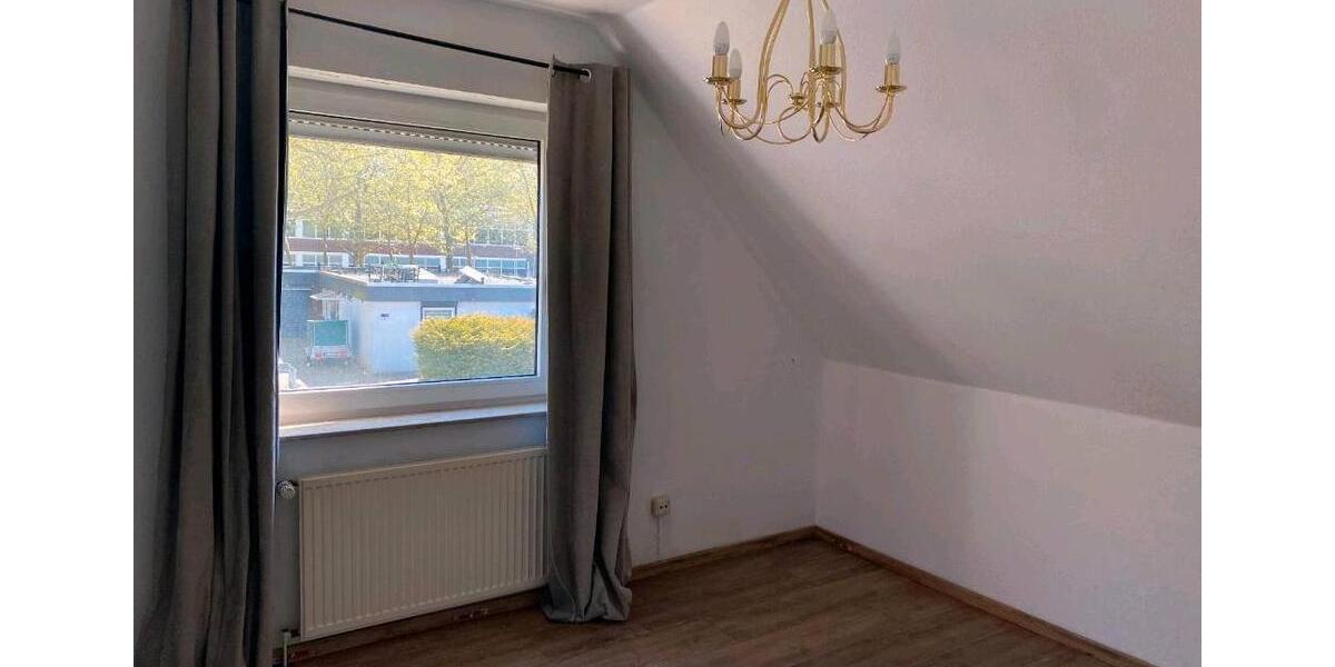 Etagenwohnung Oldenburg Bloherfelde - 3 Zimmer, 62 m&sup2;, 400&euro; | Angebot:26409821