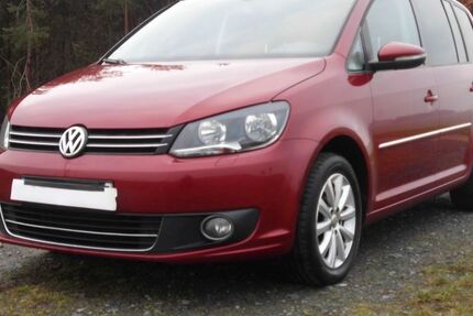 VW Touran 105.560 km 11.490 &euro; Priestewitz 01561