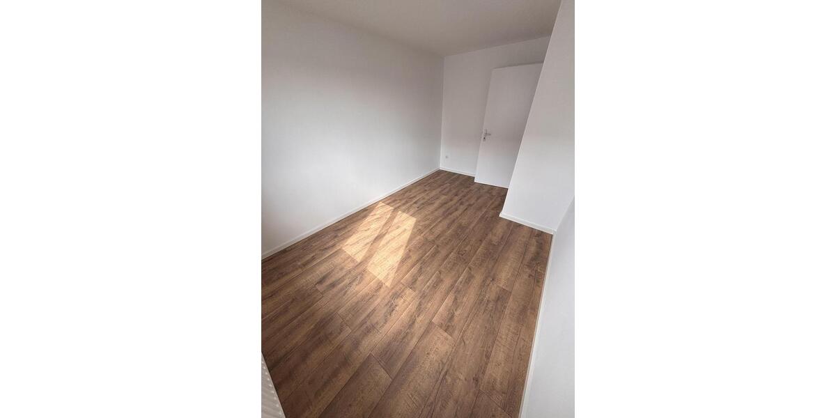 Dachgeschoßwohnung Stadtbergen - 3 Zimmer, 61 m&sup2;, 1.290&euro; | Angebot:25309256