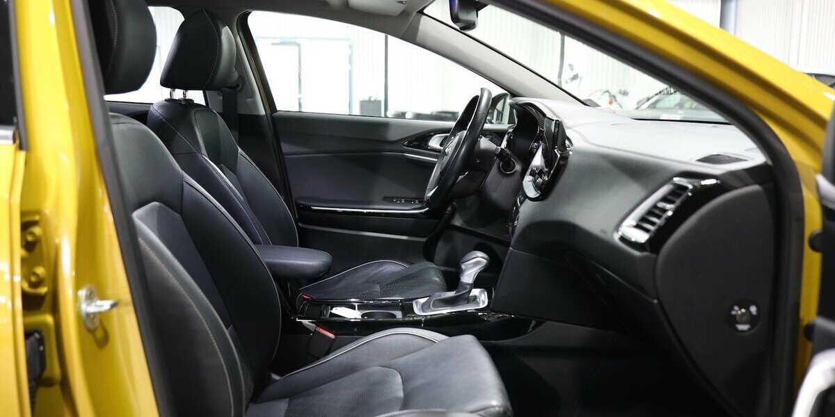 Kia XCeed 1.4 T-GDI PLATINUM-EDITION 1.HAND,PANORAMA 79.000 km 17.991 &euro; Hamm 59077