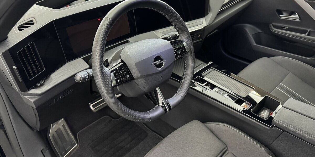 Opel Astra GS 1.5 CDTi Ultimate 1.Hand Full LED 36.700 km 22.970 &euro; Lich 35423