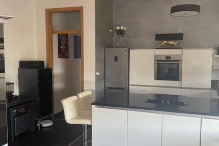 Haus Kornwestheim - 3 Zimmer, 80 m&sup2;, 1.600&euro; | Angebot:25151260