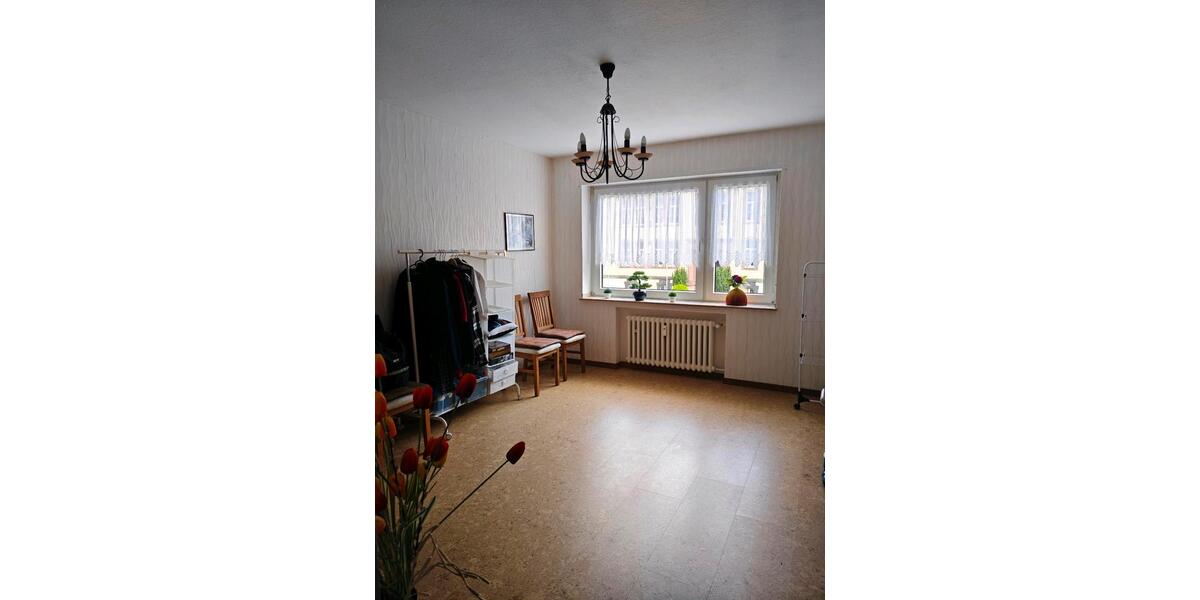 Etagenwohnung Mönchengladbach Süd - 3 Zimmer, 70 m&sup2;, 160.000&euro; | Angebot:26588526