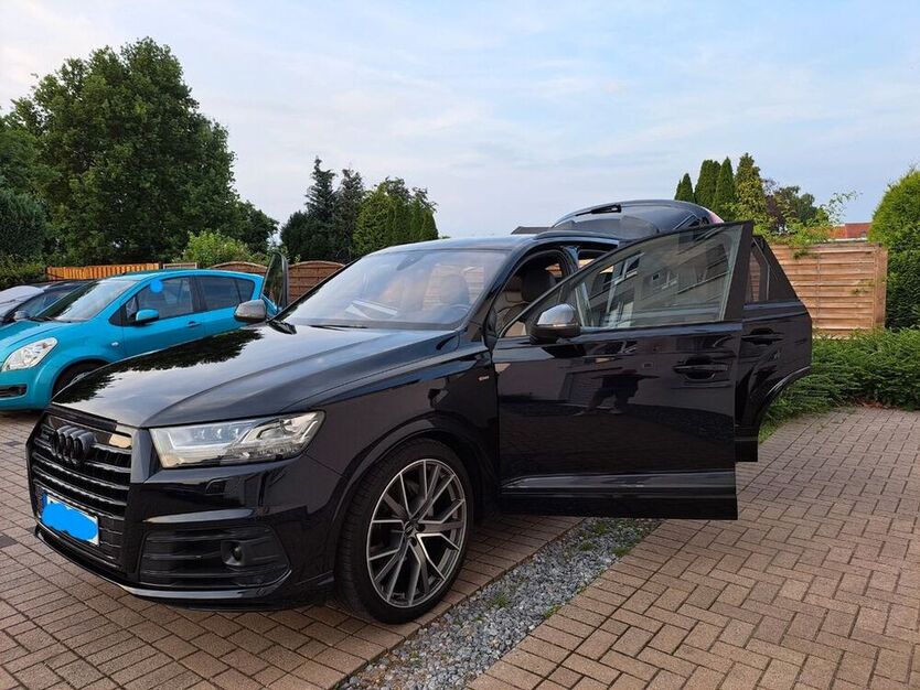 Q7