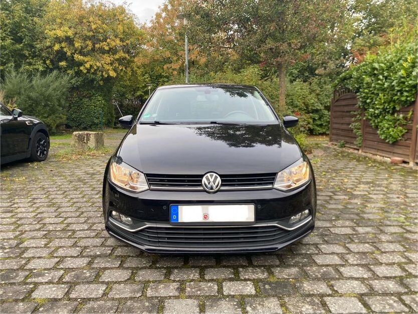 VW Polo 104.280 km 9.100 € Braunschweig 38122