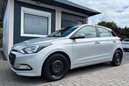 Hyundai i20 66.917 km 7.599 &euro; Messel 64409