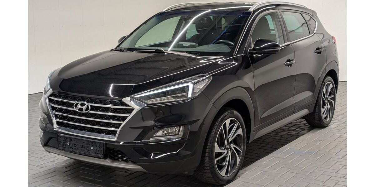 Hyundai TUCSON 99.410 km 17.980 &euro; Langenweddingen 39171