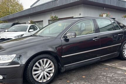 VW Phaeton 261.000 km 3.750 &euro; Essen 45356