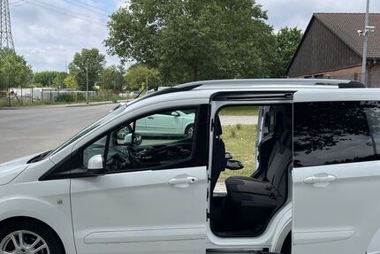 Ford Tourneo Courier 76.700 km 7.950 &euro; Berlin 12681