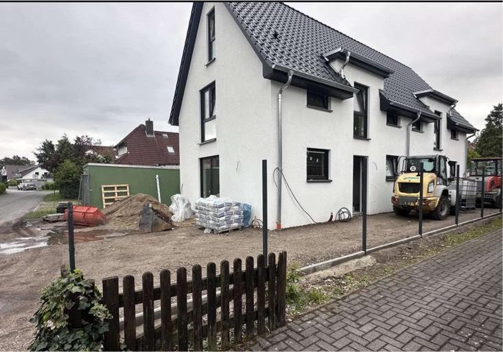 Doppelhaushälfte Burgdorf - 4 Zimmer, 120 m&sup2;, 1.350&euro; | Angebot:26618422