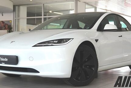 Tesla Model 3 29.550 km 40.950 &euro; Schöningen 38364
