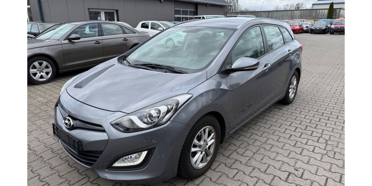 Hyundai i30 123.000 km 8.700 &euro; Papenburg 26871