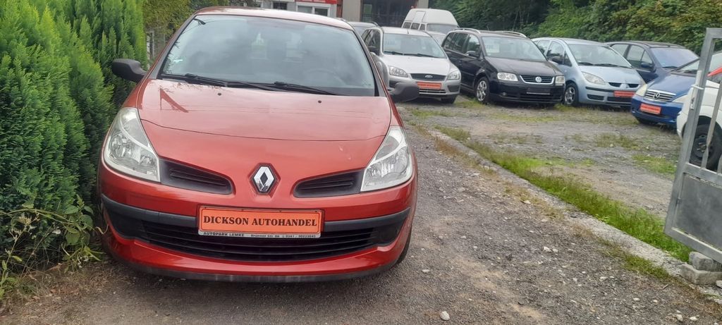 Renault Clio 186.000 km 1.790 &euro; Leipzig 04158