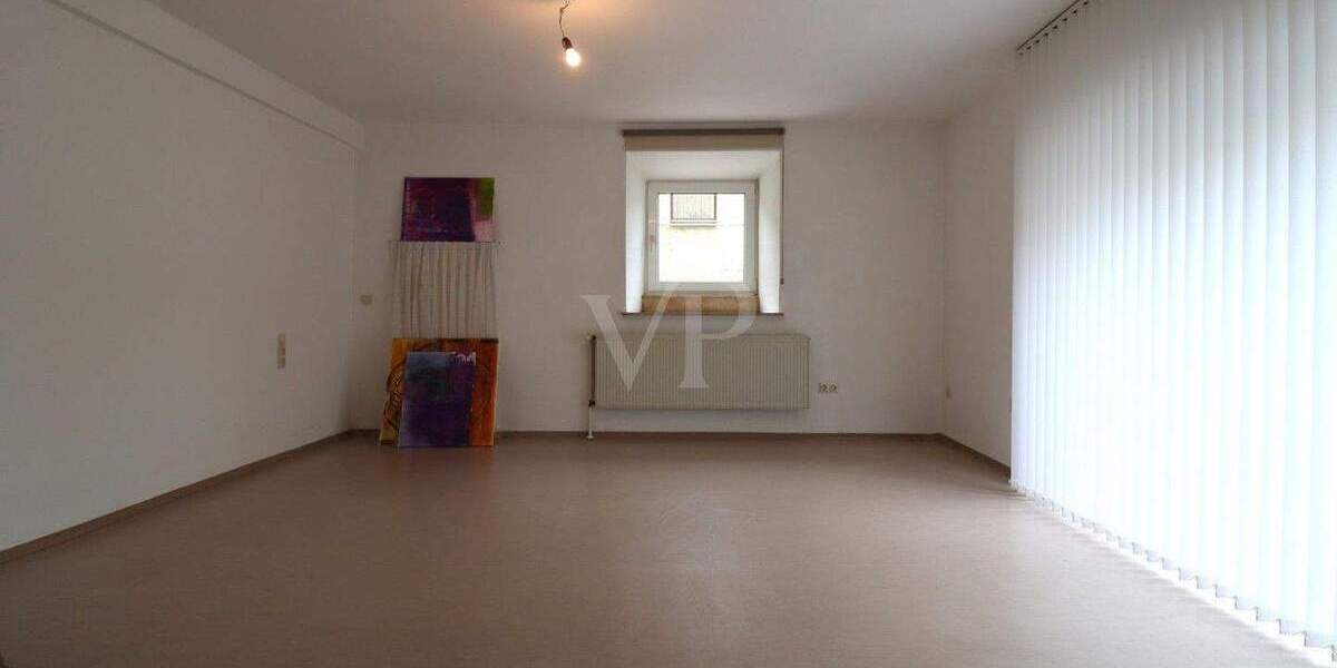 Mehrfamilienhaus, Wohnhaus Bechhofen - 8 Zimmer, 232 m&sup2;, 579.000&euro; | Angebot:25668512