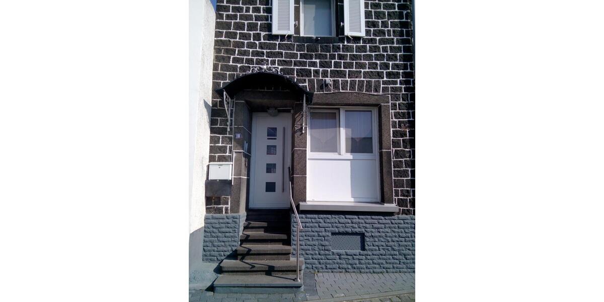 Einfamilienhaus Mendig - 3 Zimmer, 100 m&sup2;, 850&euro; | Angebot:26385803