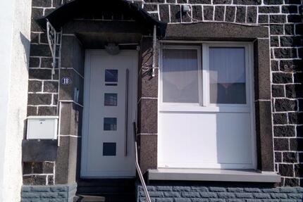 Haus Mendig - 3 Zimmer, 100 m&sup2;, 850&euro; | Angebot:26385803