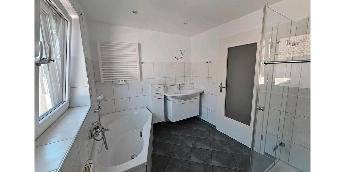 Etagenwohnung Neuenstadt am Kocher - 5.5 Zimmer, 144 m&sup2;, 1.800&euro; | Angebot:26322304