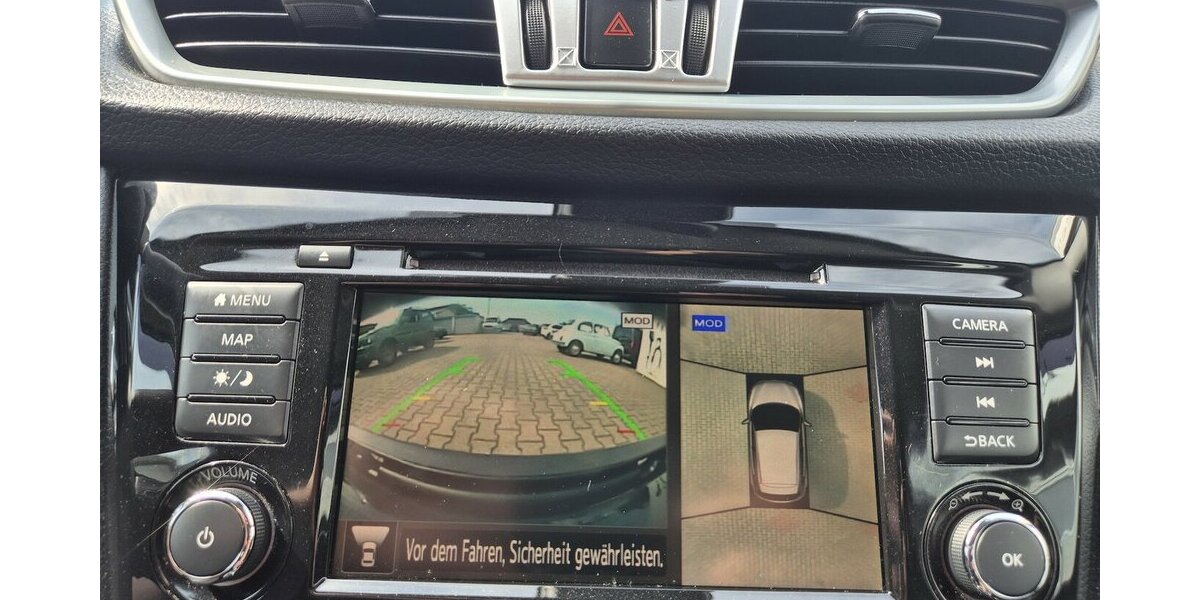 Nissan Qashqai Akari, Kamera, Android Auto, Panoramadach, 72.315 km 18.790 &euro; Rodgau 63110