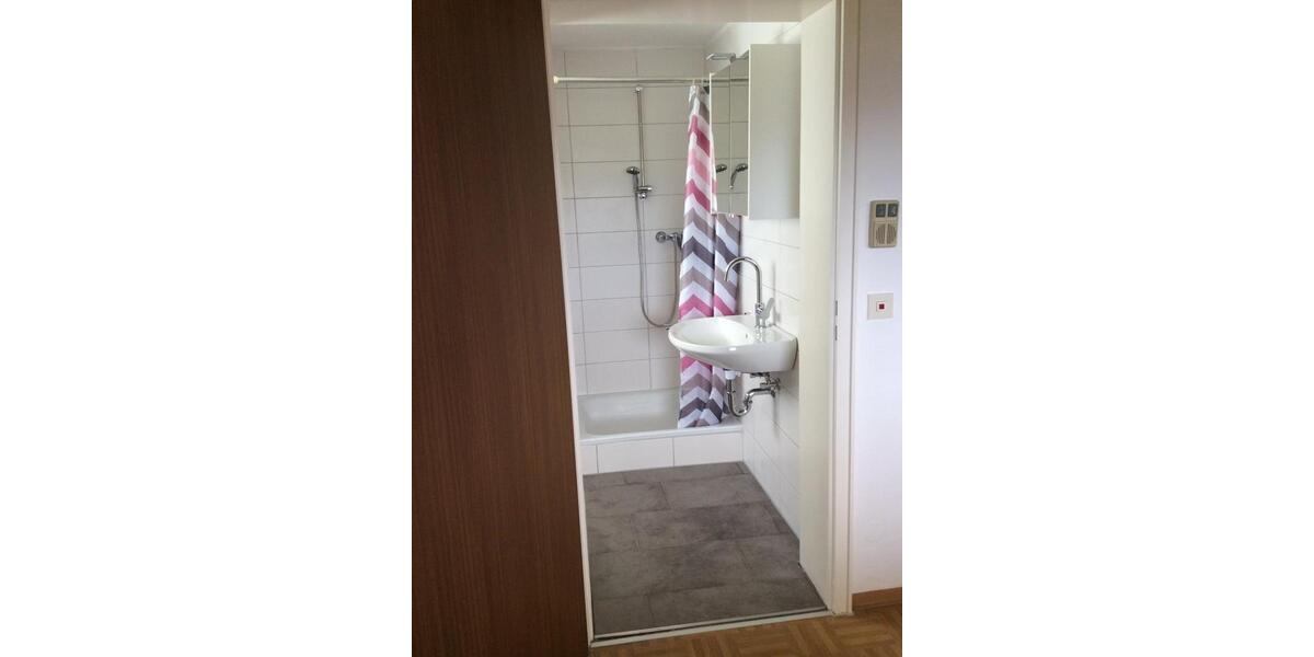 Etagenwohnung Hersbruck - 1 Zimmer, 24 m&sup2;, 280&euro; | Angebot:26321369