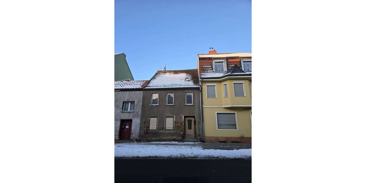 Einfamilienhaus Jüterbog - 5 Zimmer, 120 m&sup2;, 80.000&euro; | Angebot:25357328